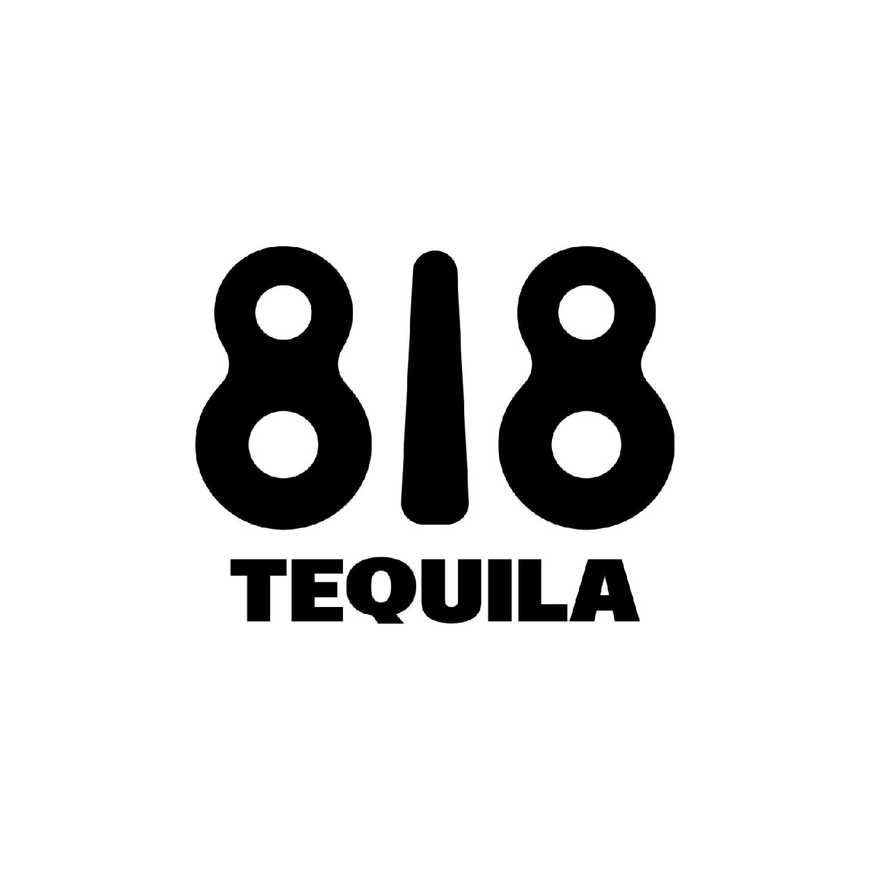 818
